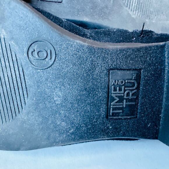 Time and Tru Women's Black Knee-High Boots, Size 6 Stylish Faux Suede - Picture 4 of 9